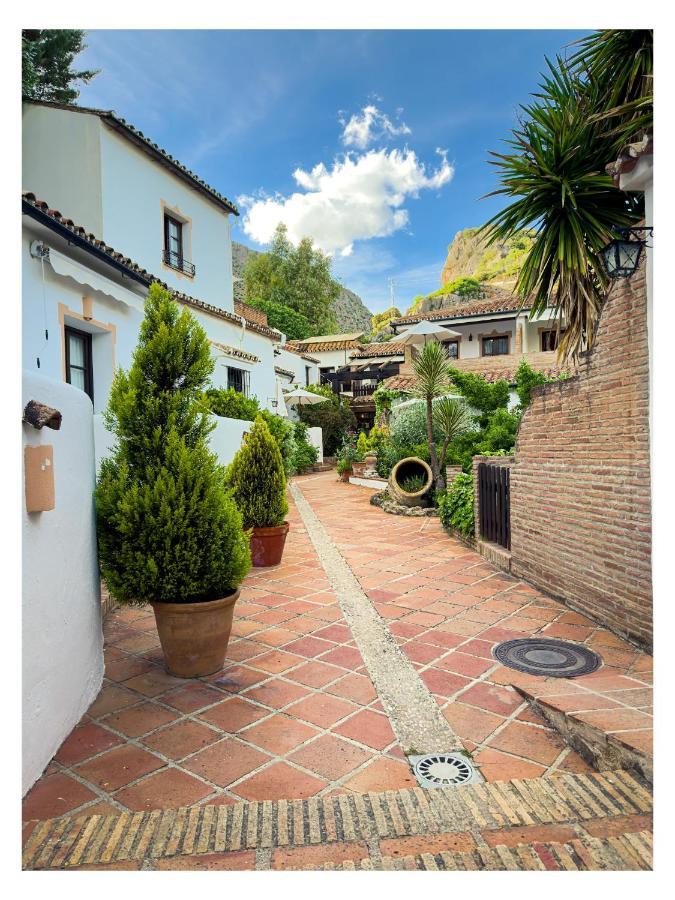 Molino Del Santo Hotel Benaojan Luaran gambar