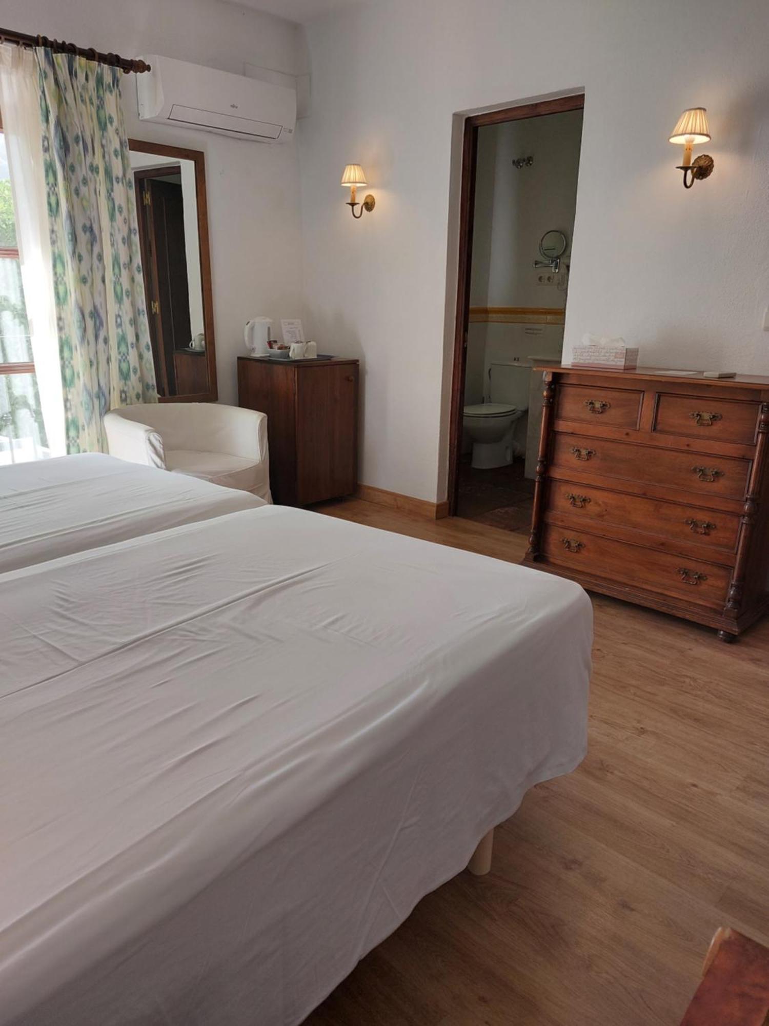 Molino Del Santo Hotel Benaojan Bilik gambar